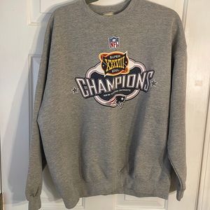 Rare Vintage 2004 Super Bowl 38 Patriots champions crewneck sweater shirt.